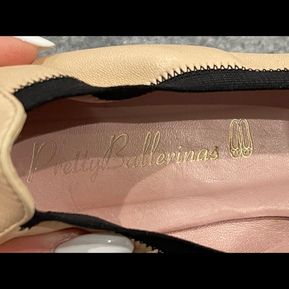Pretty Ballerinas Classic Ballet flats in Cream & Black, Size 39 (8 - 8.5 US) - Picture 8 of 14